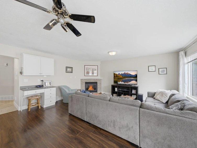 18745 65 Avenue, Surrey, BC, V3S 8V2 - 12
