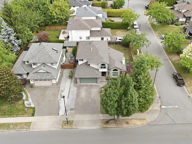 18745 65 Avenue, Surrey, BC, V3S 8V2 - 36