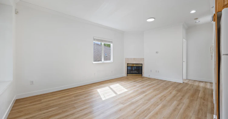 2320 Dundas Street, Vancouver, BC, V5L 1K1 - 6