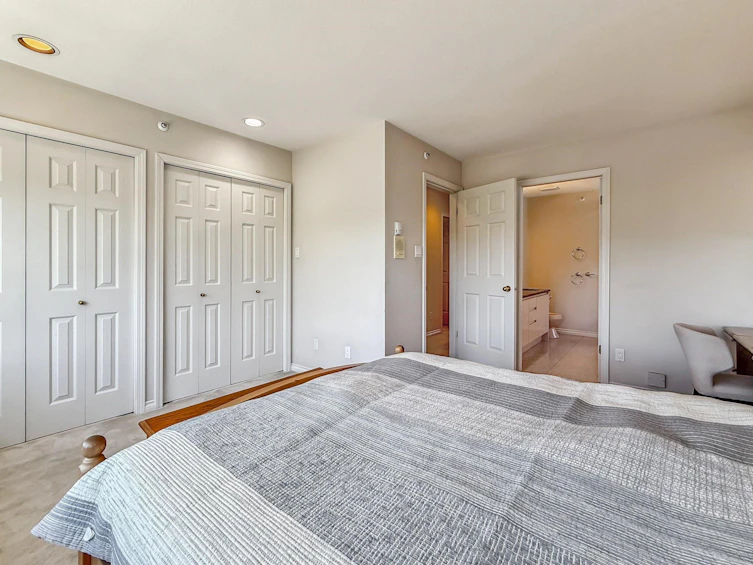 2755 W 20th Avenue, Vancouver, BC, V6L 1H1 - 22