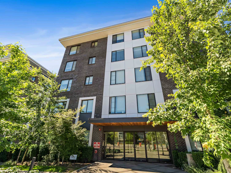 408-15848 Fraser Highway, Surrey, BC, V4N 6X6