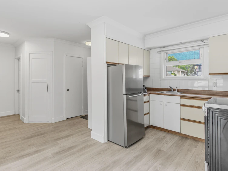 37937 Fourth Avenue, Squamish, BC, V8B 0P7 - 4