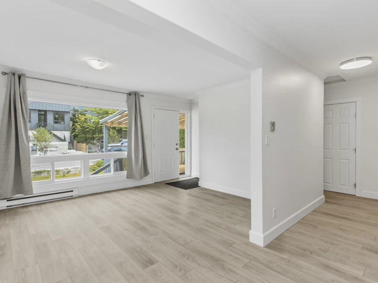 37937 Fourth Avenue, Squamish, BC, V8B 0P7 - 2