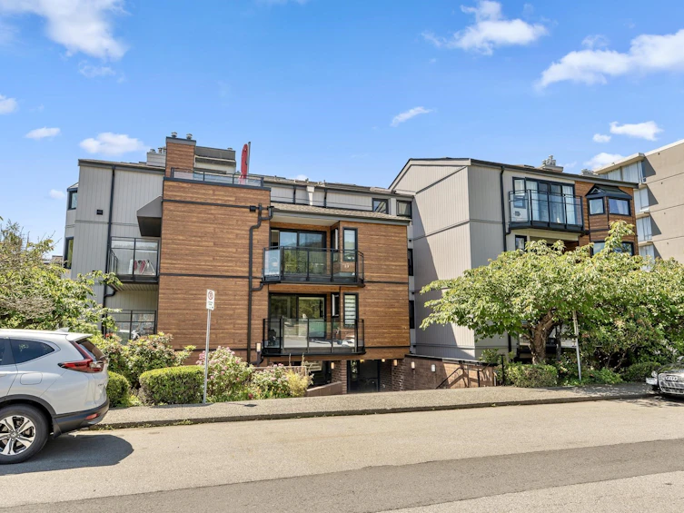 403-1340 Duchess Avenue, West Vancouver, BC, V7T 1H6