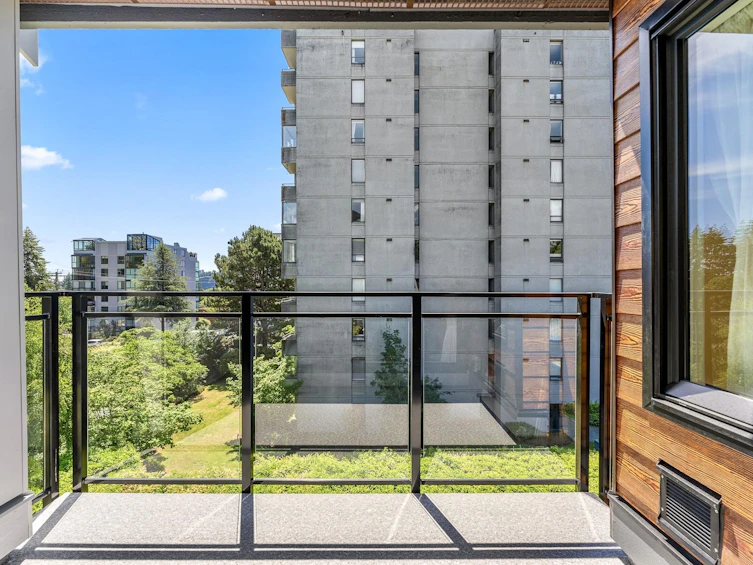 403-1340 Duchess Avenue, West Vancouver, BC, V7T 1H6 - 14