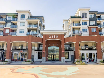 1608-2180 Kelly Avenue - 2