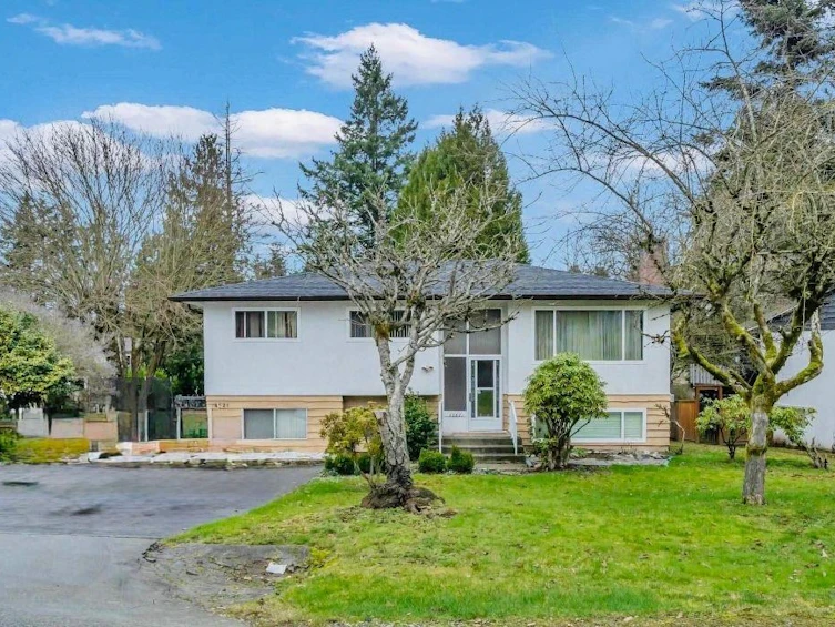 12521 Grove Crescent, Surrey, BC, V3V 2L6