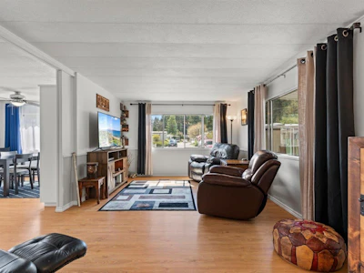 136-3031 200 Street - 4