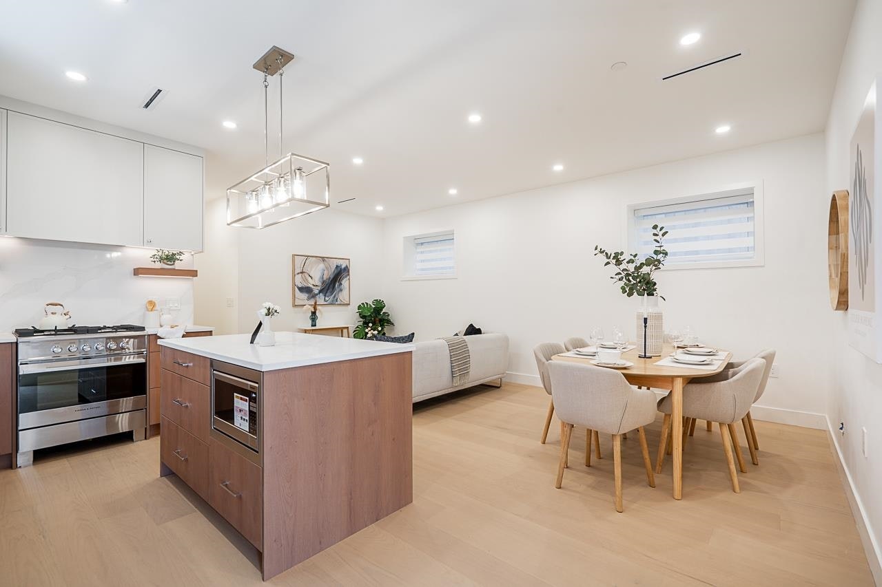2-1845 E 51st Avenue, Vancouver, BC, V5P 1W1