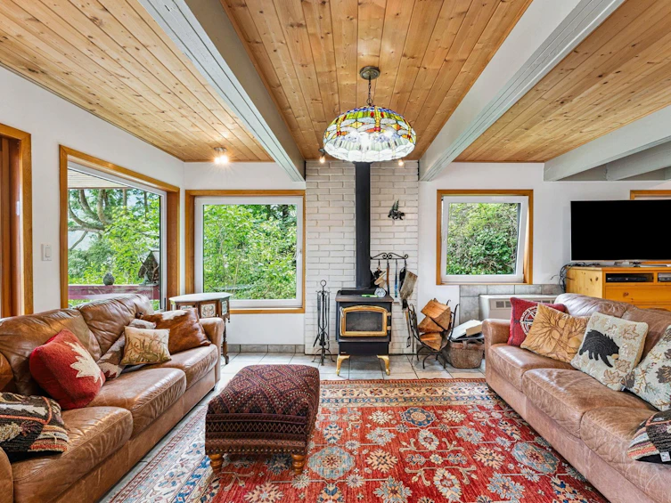 12 & 13 Coldwell Beach, North Vancouver, BC - 13