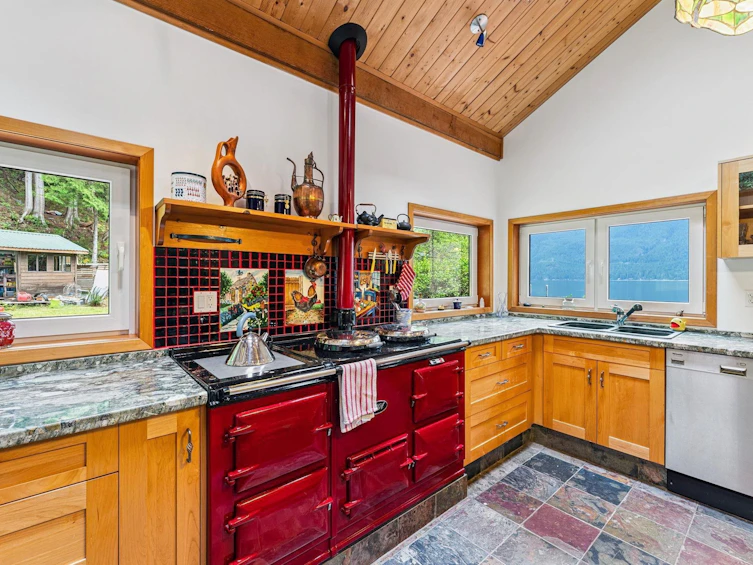 12 & 13 Coldwell Beach, North Vancouver, BC - 5