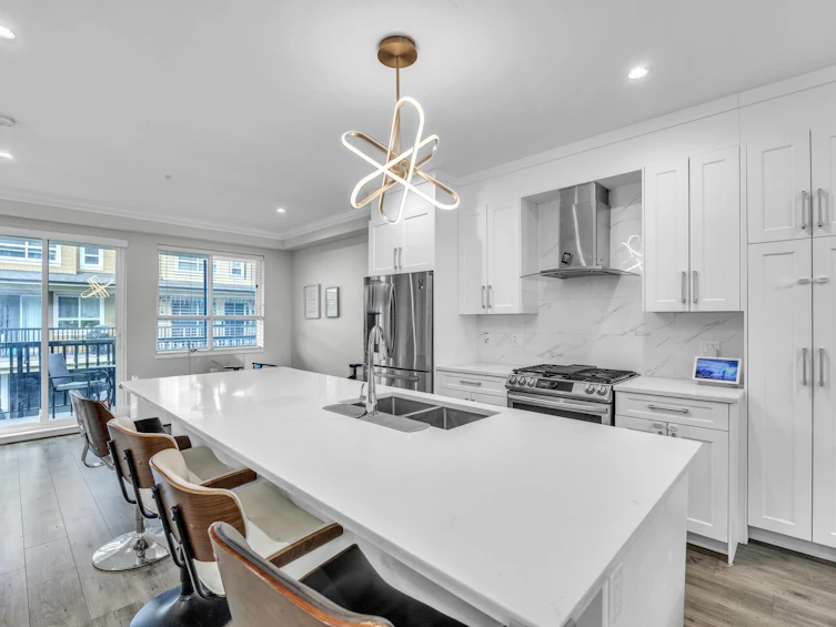 28-430 Duncan Street, New Westminster, BC, V3M 0M2 - 3