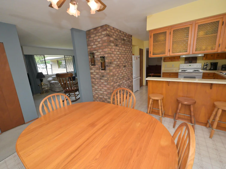 6473 Norvan Road, Sechelt, BC, V7Z 0S6 - 10