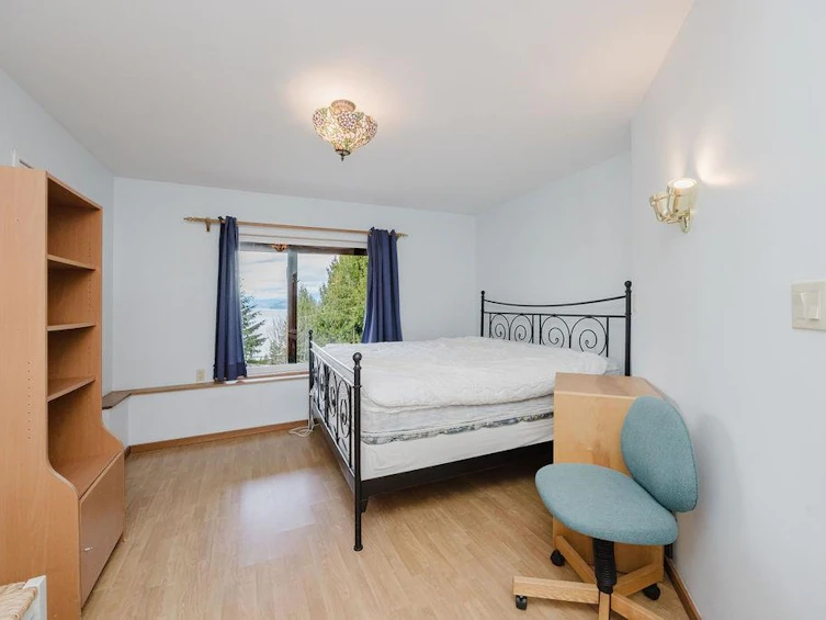 5808 Skookumchuk Road, Sechelt, BC, V7Z 0P3 - 27