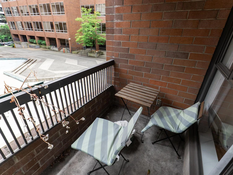 214-1330 Burrard Street, Vancouver, BC, V6Z 2B8 - 5