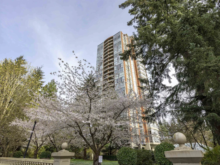 901-6888 Station Hill Drive, Burnaby, BC, V3N 4X5 - 13