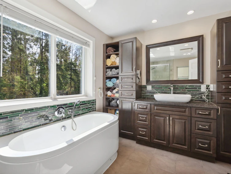 1501 Ostler Court, North Vancouver, BC, V7G 2P1 - 21