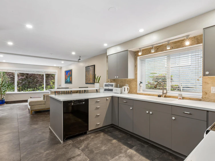 1501 Ostler Court, North Vancouver, BC, V7G 2P1 - 12