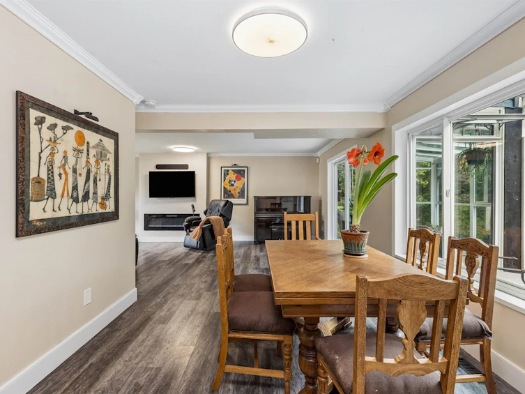 1501 Ostler Court, North Vancouver, BC, V7G 2P1 - 8