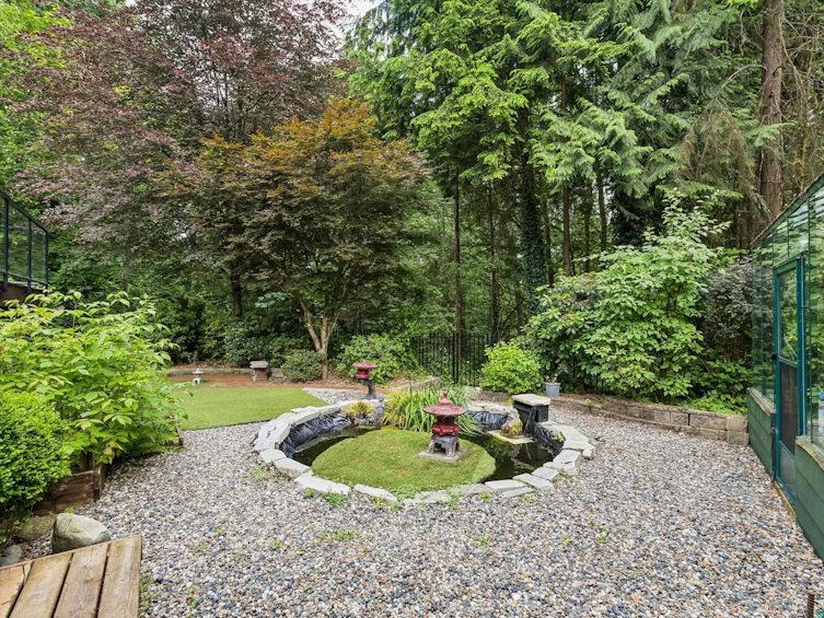 1501 Ostler Court, North Vancouver, BC, V7G 2P1 - 40