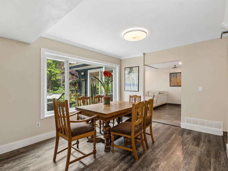 1501 Ostler Court, North Vancouver, BC, V7G 2P1 - 9