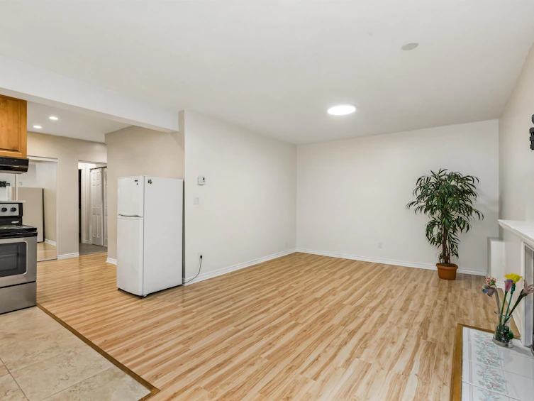 1501 Ostler Court, North Vancouver, BC, V7G 2P1 - 27