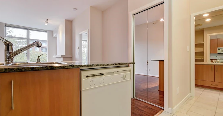 305-8460 Granville Street, Richmond, BC, V6Y 1P6 - 18