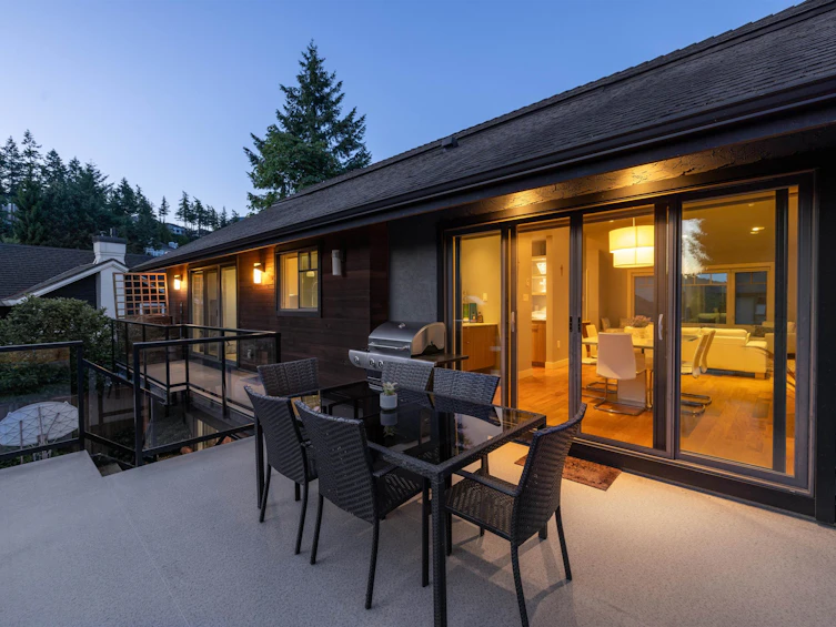 4786 Meadfeild Court, West Vancouver, BC, V7W 2Y3 - 7