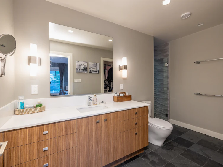 4786 Meadfeild Court, West Vancouver, BC, V7W 2Y3 - 24