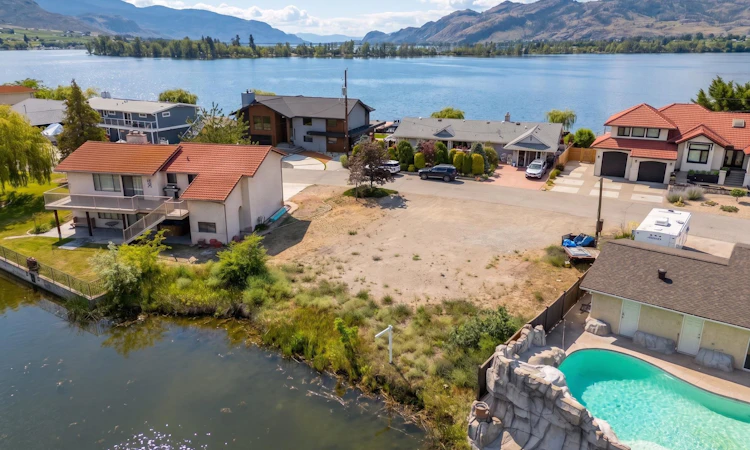 54 Harbour Key Drive