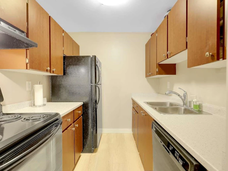 305-5664 200 Street, Langley, BC, V3A 1M8 - 16