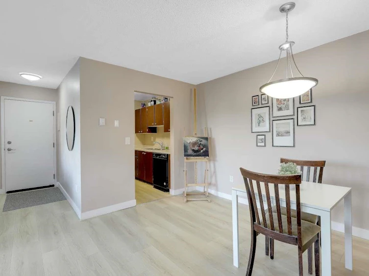 305-5664 200 Street, Langley, BC, V3A 1M8 - 13