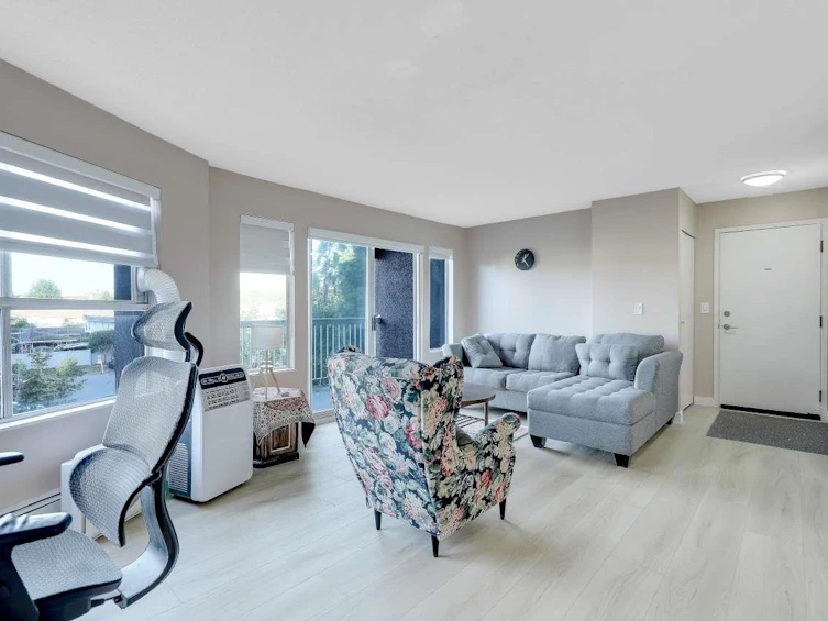305-5664 200 Street, Langley, BC, V3A 1M8 - 9