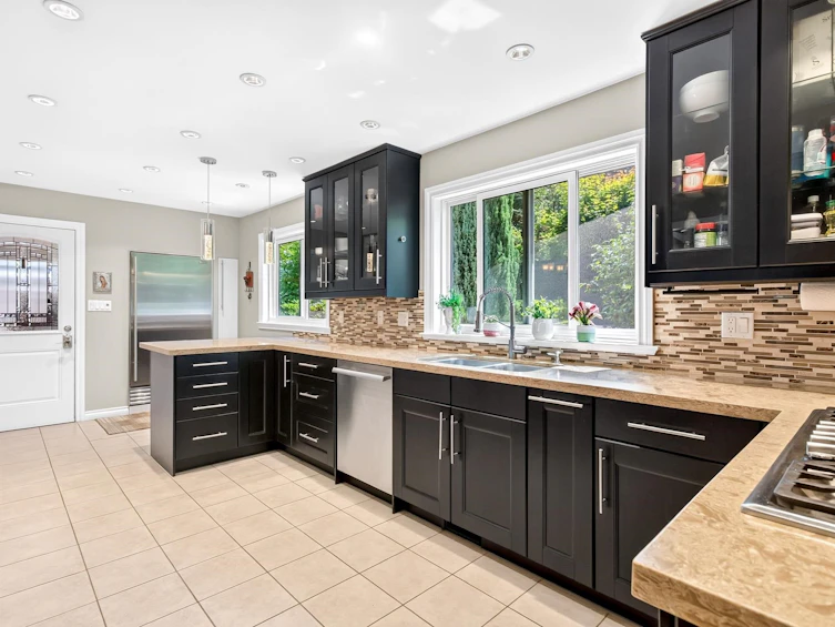 148 Roe Drive, Port Moody, BC, V3H 3M8 - 16