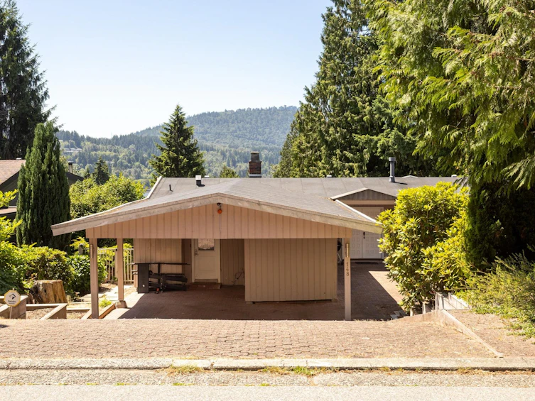 148 Roe Drive, Port Moody, BC, V3H 3M8