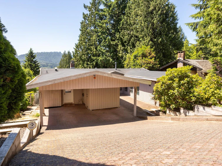 148 Roe Drive, Port Moody, BC, V3H 3M8 - 2