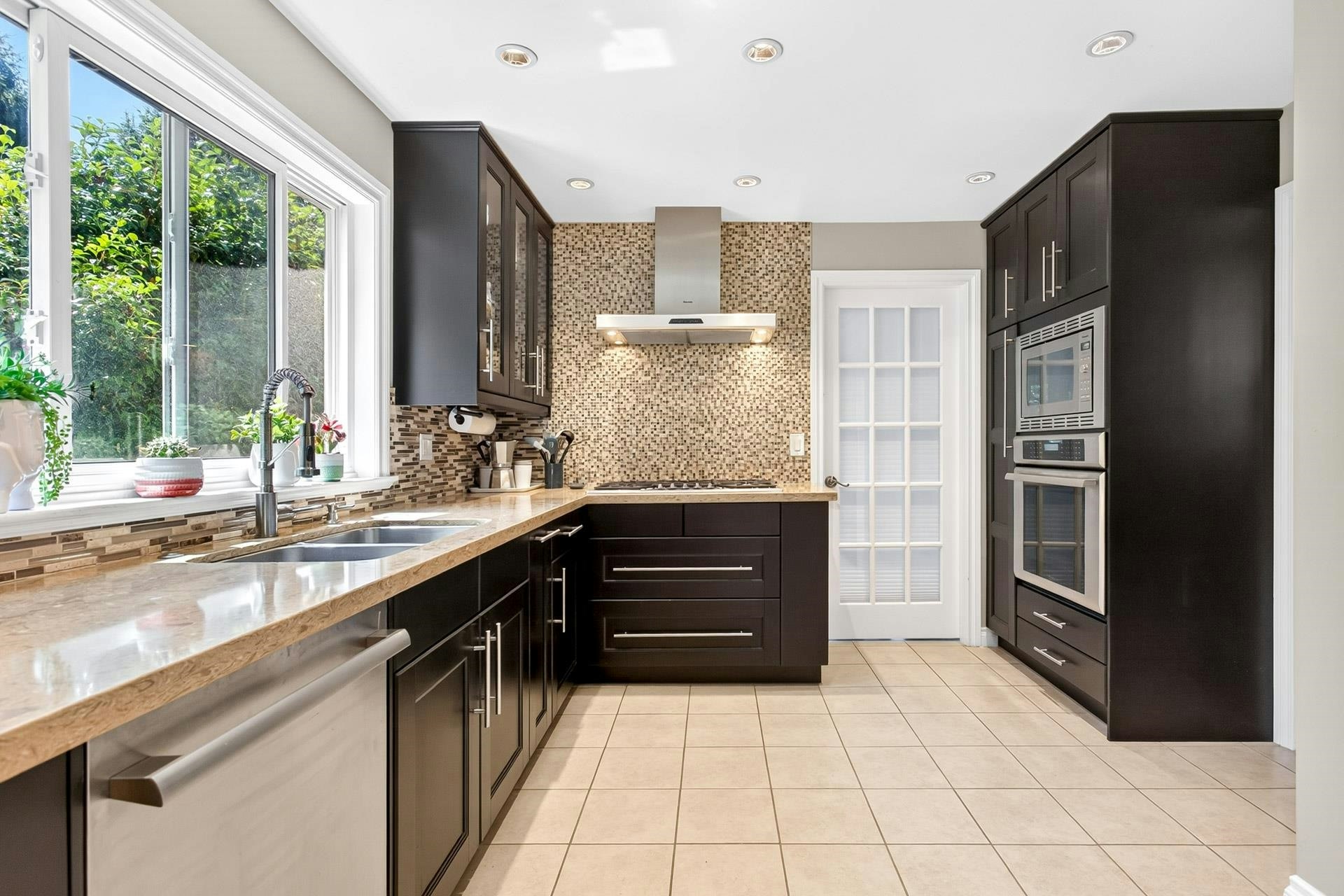 148 Roe Drive, Port Moody, BC, V3H 3M8 - 15