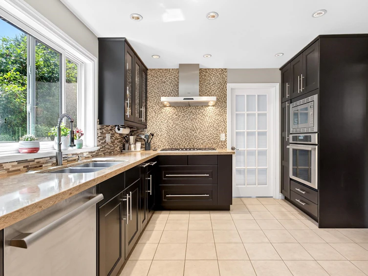148 Roe Drive, Port Moody, BC, V3H 3M8 - 15