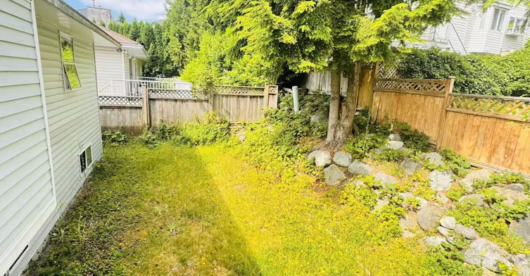 2600 Delahaye Drive, Coquitlam, BC, V3B 7E7 - 24