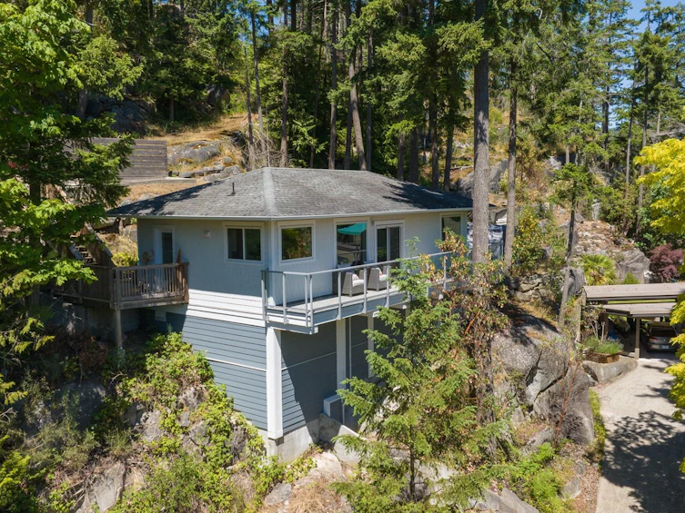 5673 Salmon Drive, Sechelt, BC, V0N 3A0 - 2