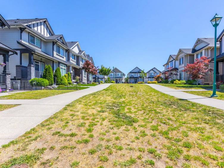 36051 Emily Carr Green, Abbotsford, BC, V3G 0G1 - 39