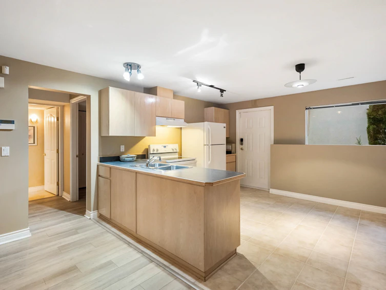 1522 Whitebark Place, Coquitlam, BC, V3E 2V8 - 23