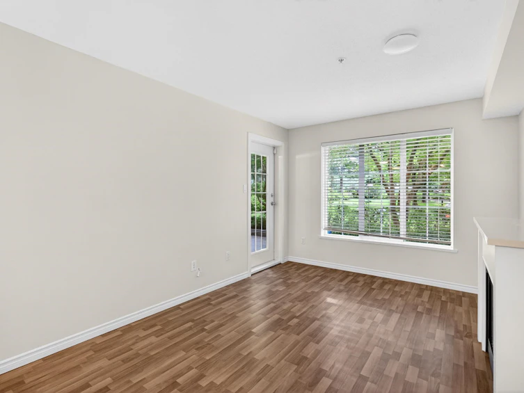 105-14859 100 Avenue, Surrey, BC, V3R 2V5 - 5