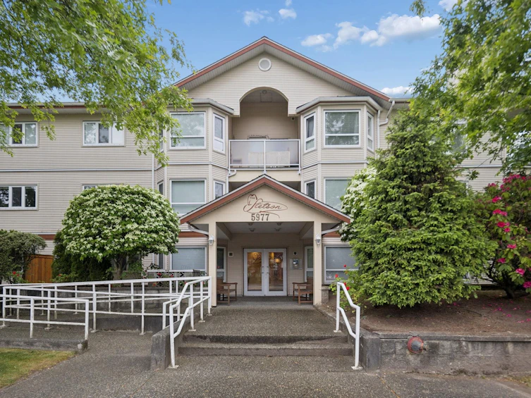 305-5977 177b Street, Surrey, BC, V3S 4J7