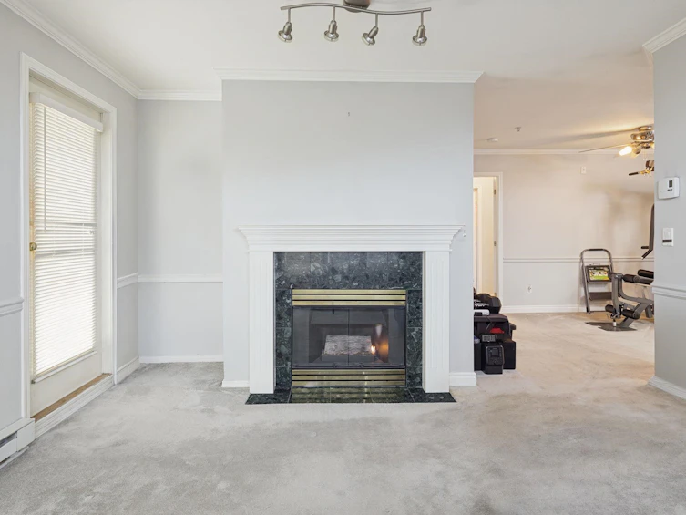 305-5977 177b Street, Surrey, BC, V3S 4J7 - 4
