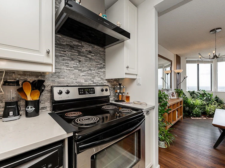 2505-6540 Burlington Avenue, Burnaby, BC, V5H 4G3 - 8