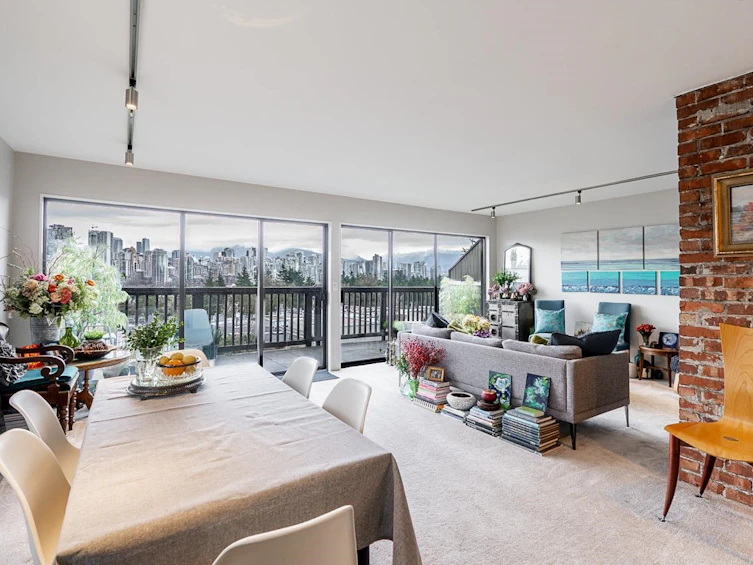 967 W 8th Avenue, Vancouver, BC, V5Z 1E4 - 2