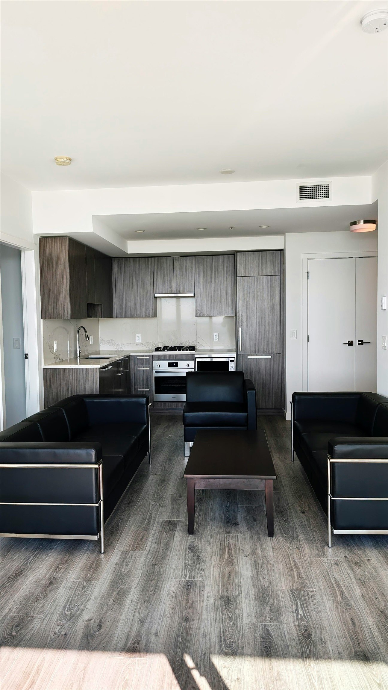 4101-13350 Central Avenue, Surrey, BC, V3T 0S1 - 13
