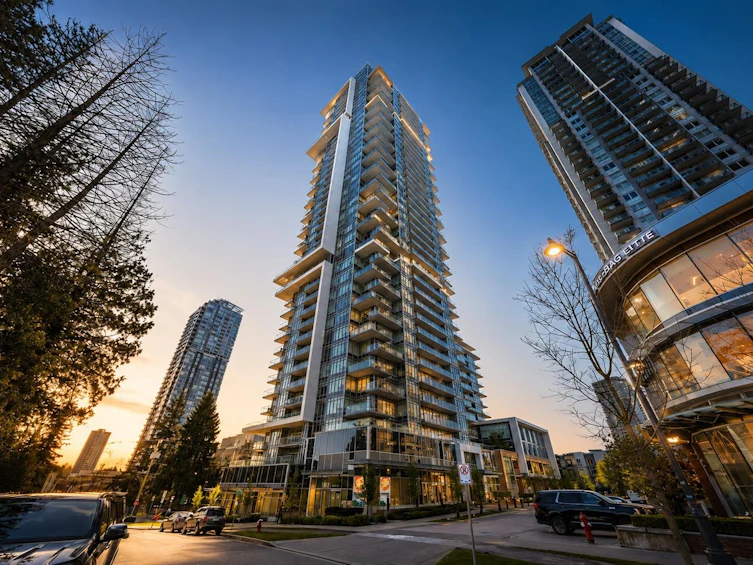 4101-13350 Central Avenue, Surrey, BC, V3T 0S1