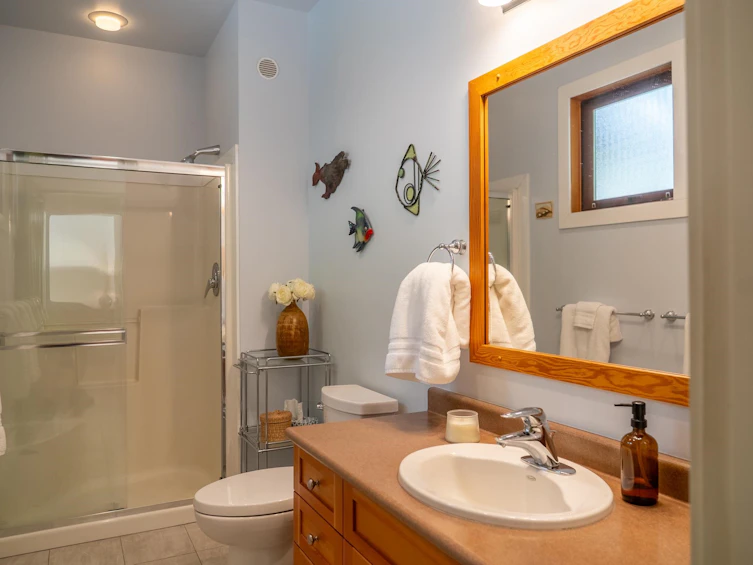 6608 Razor Point Road, Pender Island, BC, V0N 2M1 - 19